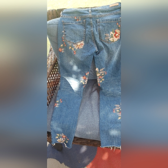 Blank NYC embroidered Jeans sx.26 - Picture 5 of 8